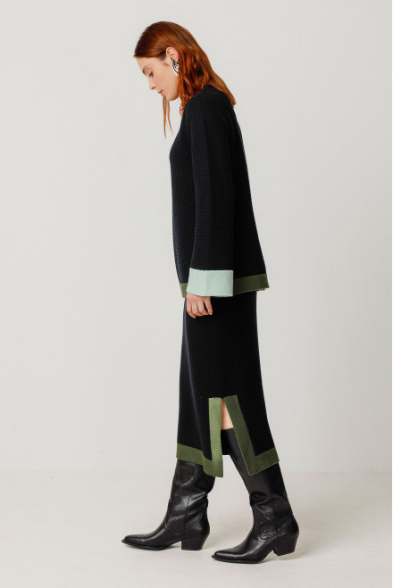 LIHURI-GOTS SWEATER 2