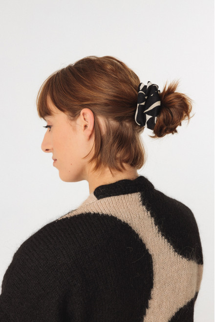 PARPAILA-GOTS SCRUNCHIE