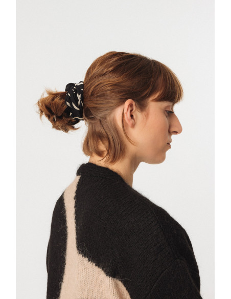 PARPAILA-GOTS SCRUNCHIE