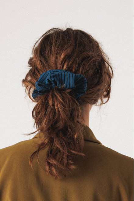 PARPAILA-GOTS SCRUNCHIE 2
