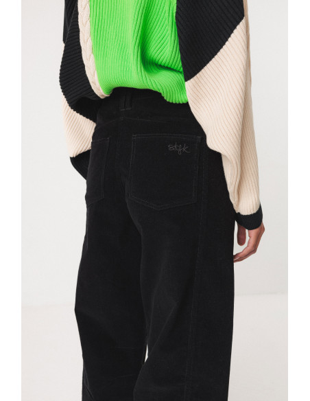 PANTALON NARKUE-GOTS