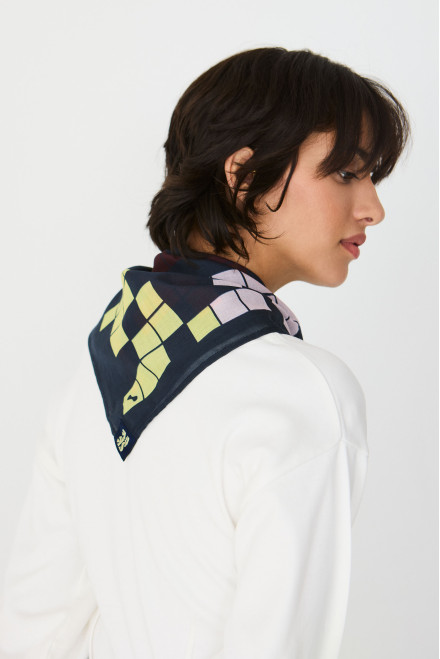 FOULARD NIKA-GOTS 2