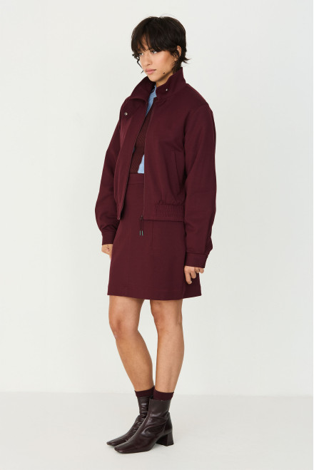 FALDA AMALE