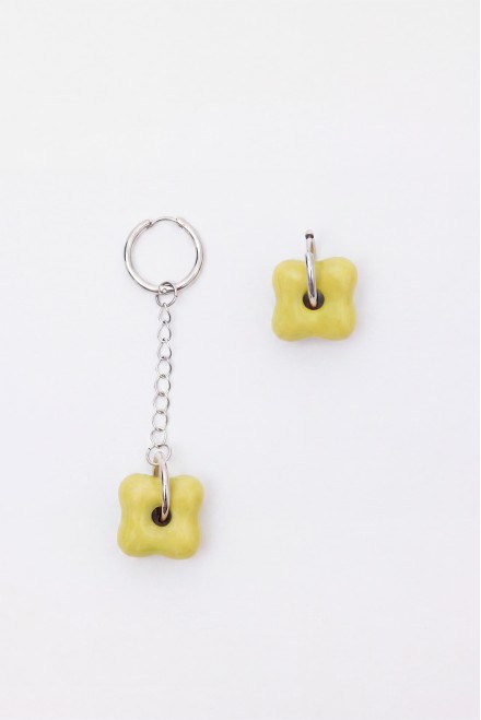 PENDIENTES AMARILLO